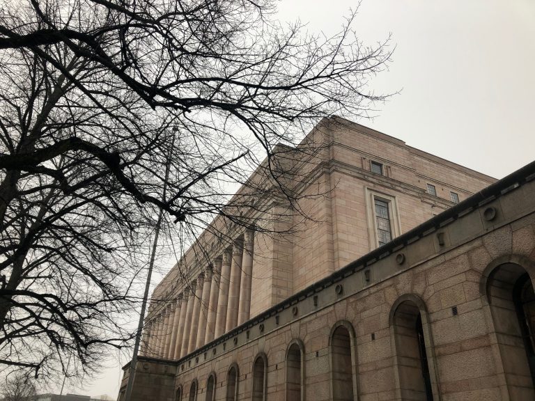 Kuvia retkestä eduskuntaan 19.2.2019
